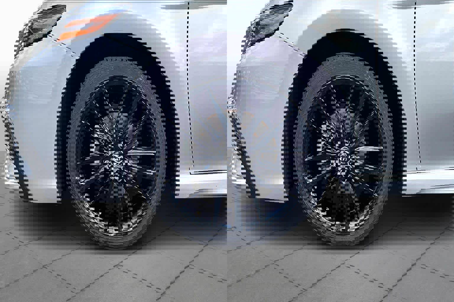 Used 2024 Toyota Camry XSE FWD image 11