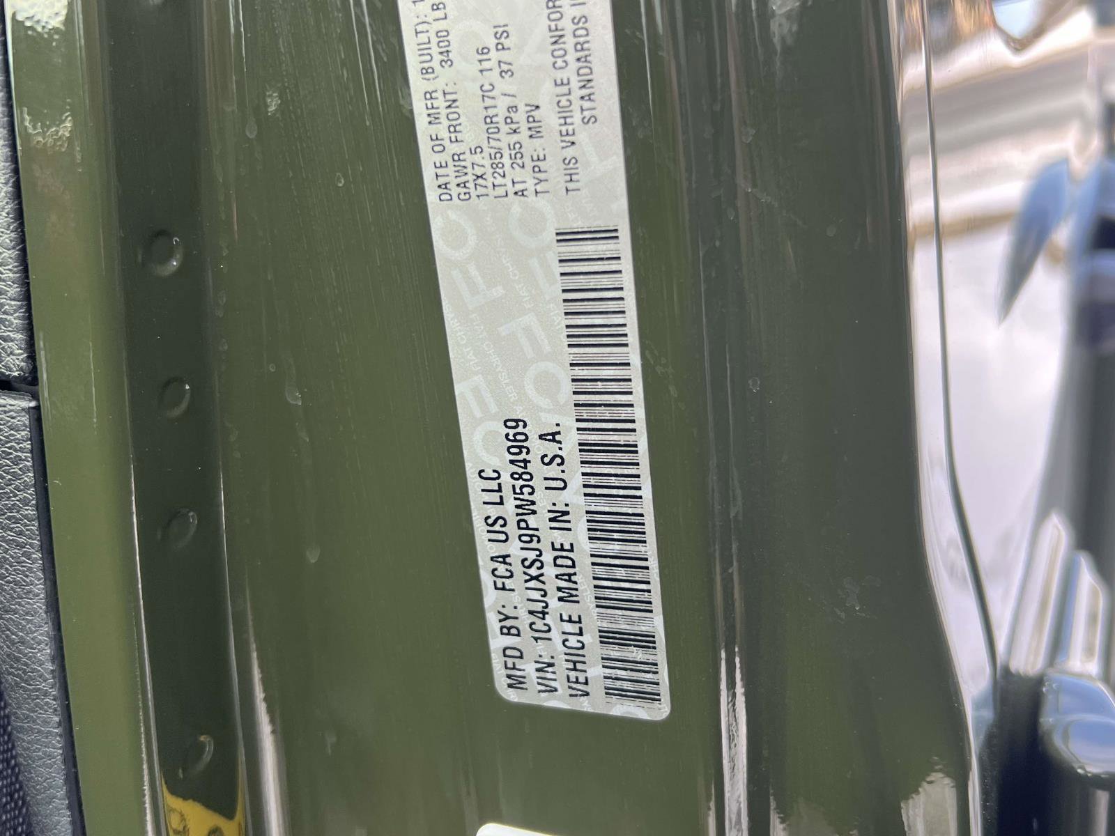 Used 2023 Jeep Wrangler Unlimited Rubicon 392 w/ Trailer Tow Package image 25