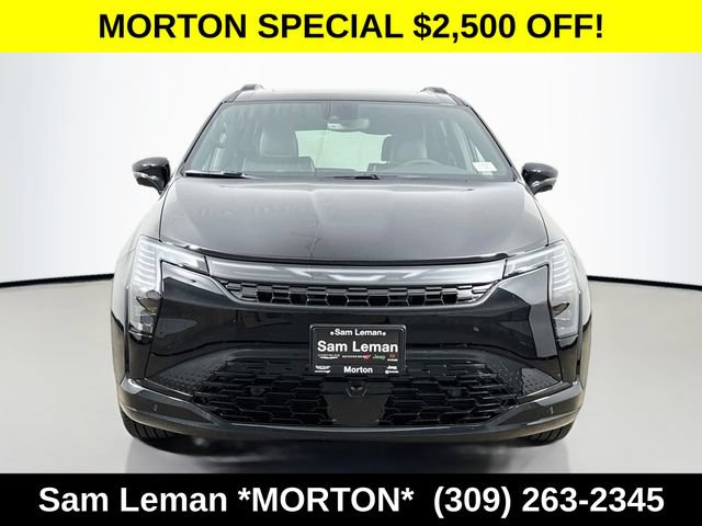 New 2027 Chrysler Pacifica Limited w/ Family Tech Group AWD/4WD image 2