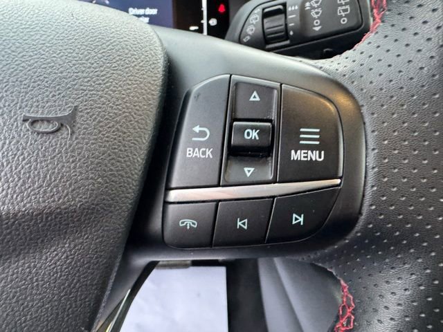 Used 2024 Ford Escape ST-Line AWD/4WD image 16