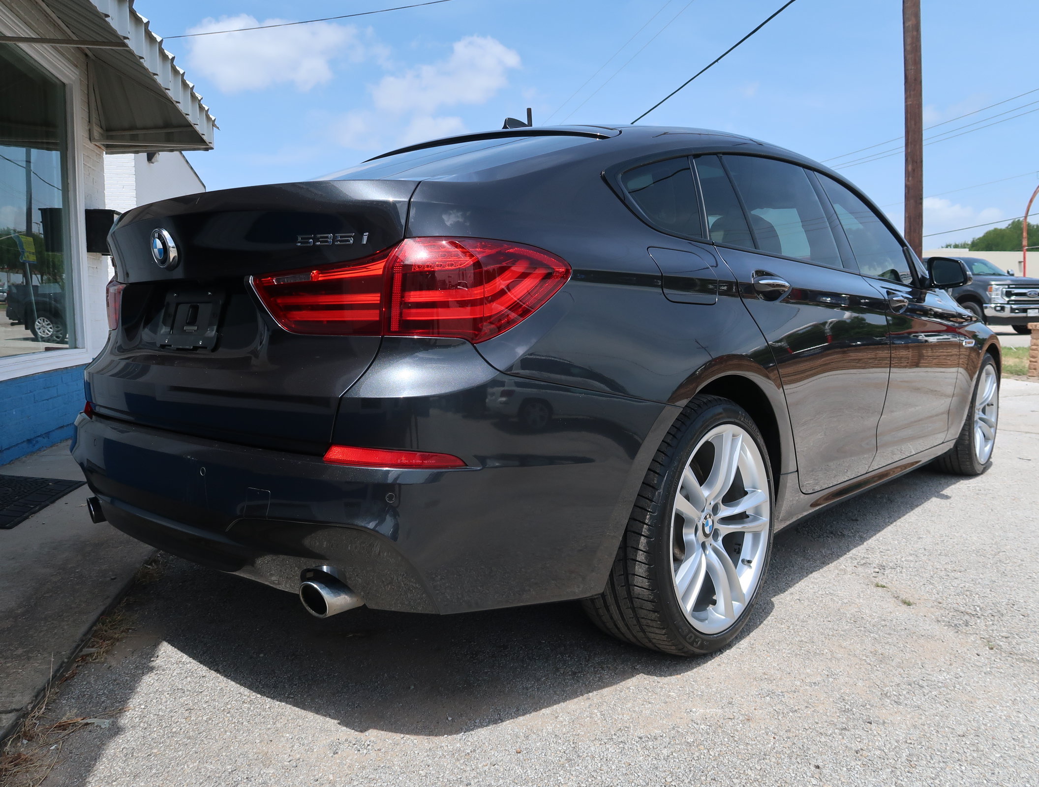 Used 2017 BMW 535i Gran Turismo RWD image 8