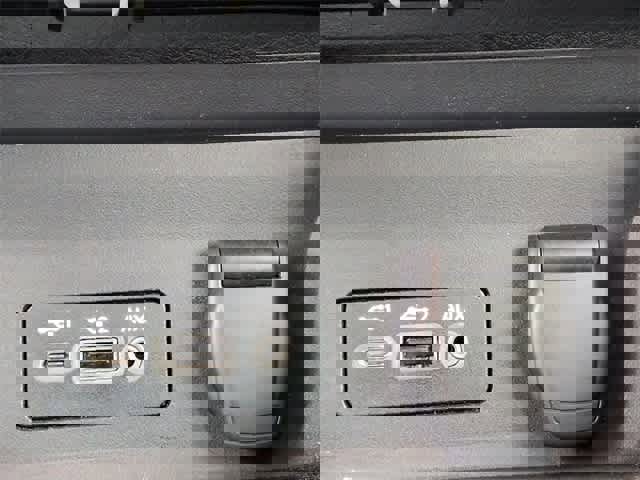 Used 2024 Nissan Sentra SV image 30