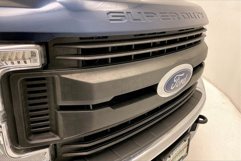 Used 2019 Ford F250 XL w/ Power Equipment Group image 27