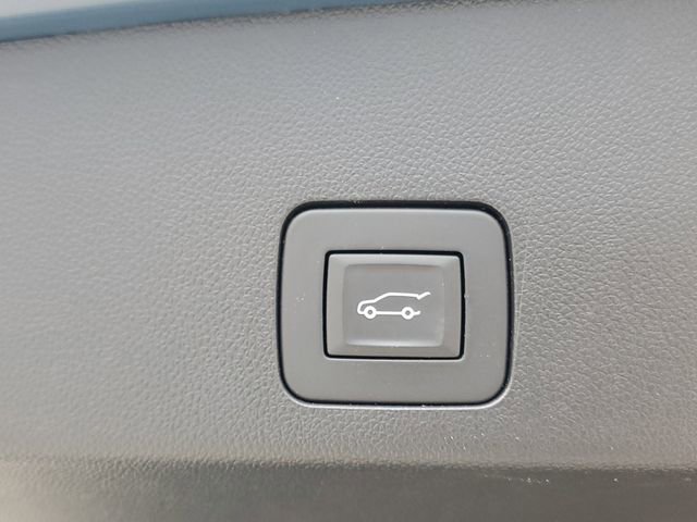 Certified 2024 Buick Encore GX Avenir w/ Avenir Technology Package FWD image 10