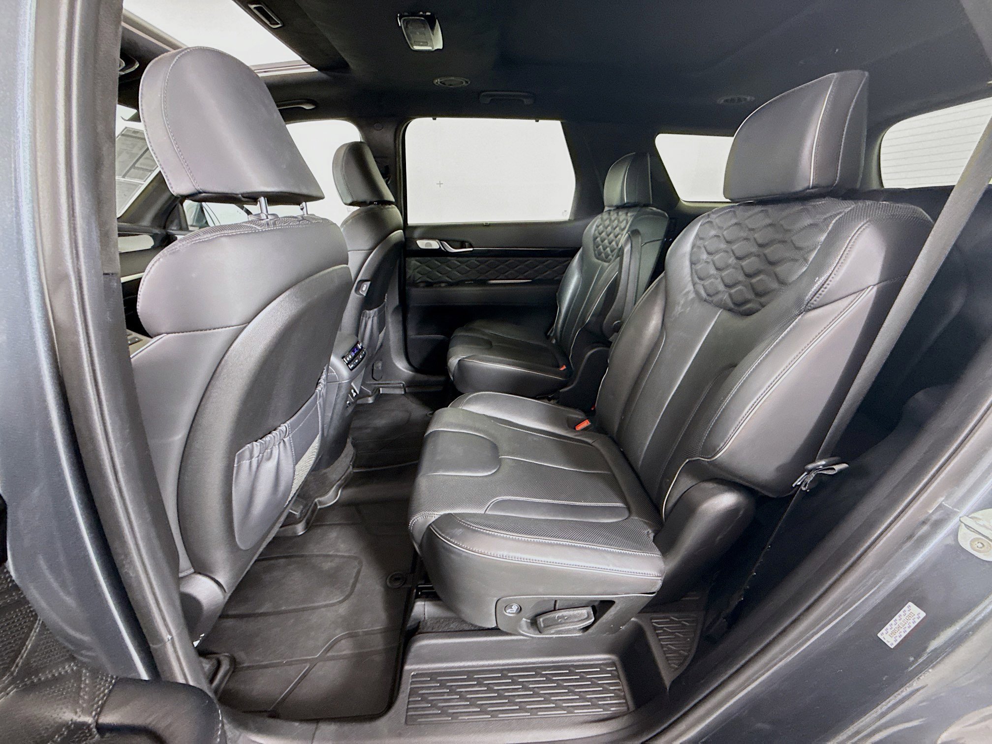 Used 2020 Hyundai Palisade Limited image 24