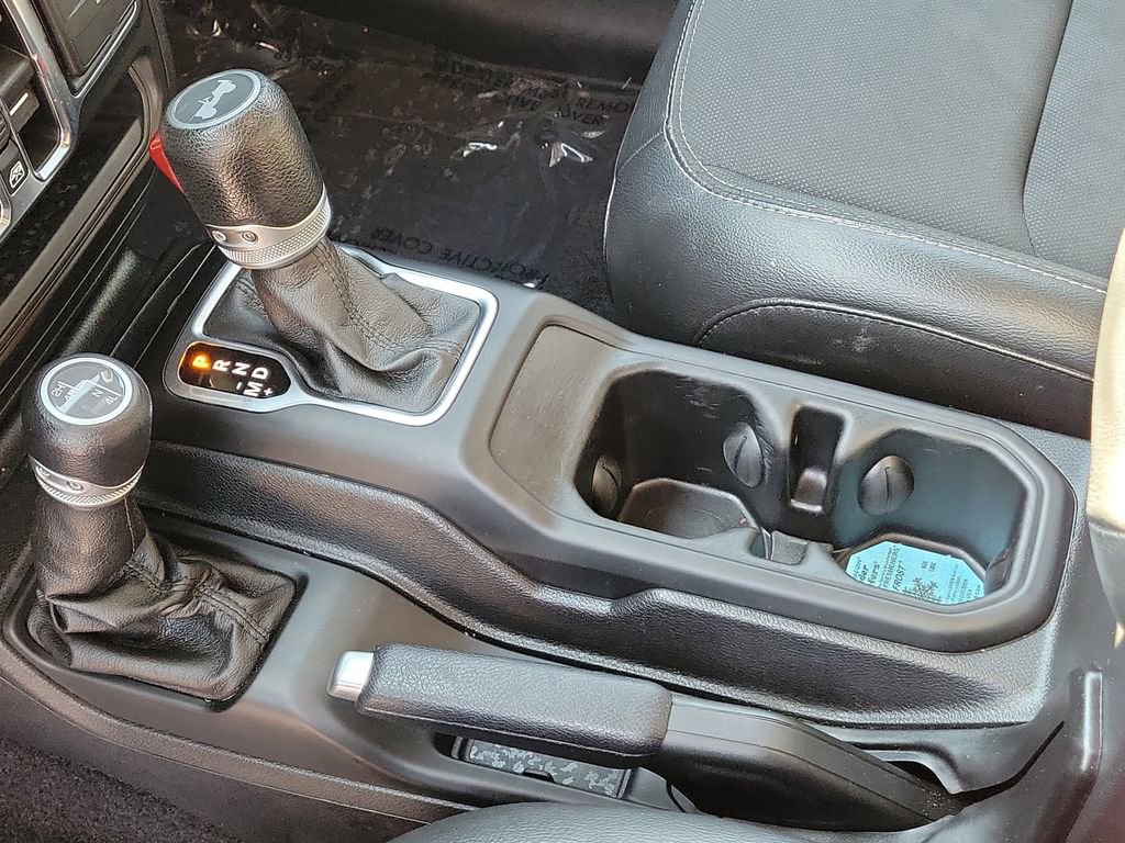 Used 2020 Jeep Wrangler Unlimited Sport AWD/4WD image 36