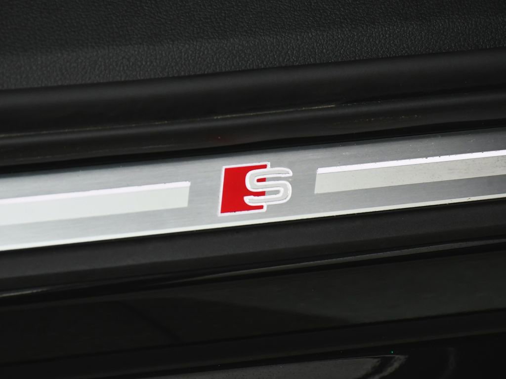 Used 2023 Audi S6 Prestige AWD/4WD image 18