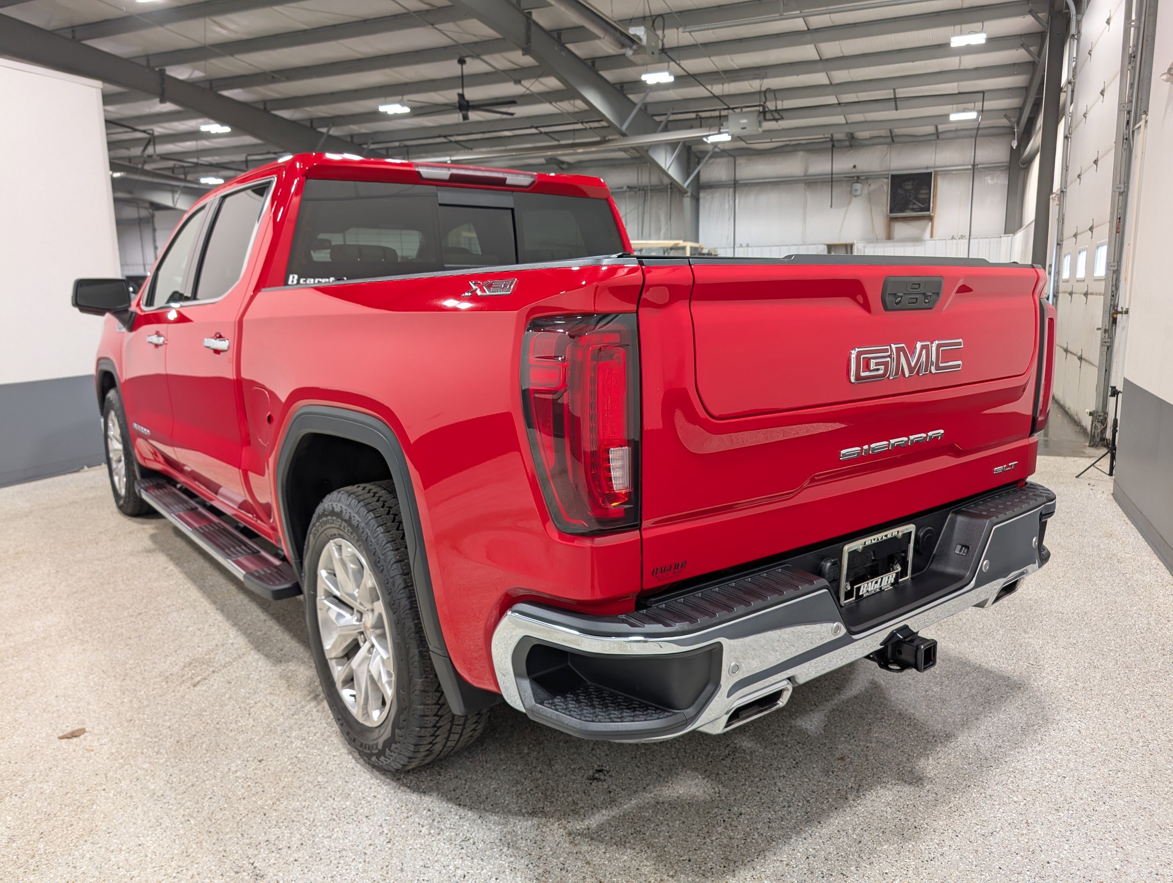 Used 2020 GMC Sierra 1500 SLT w/ SLT Premium Plus Package image 5