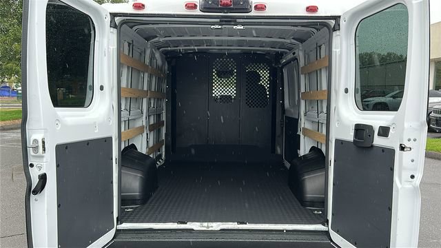 Used 2023 RAM ProMaster 2500 image 21
