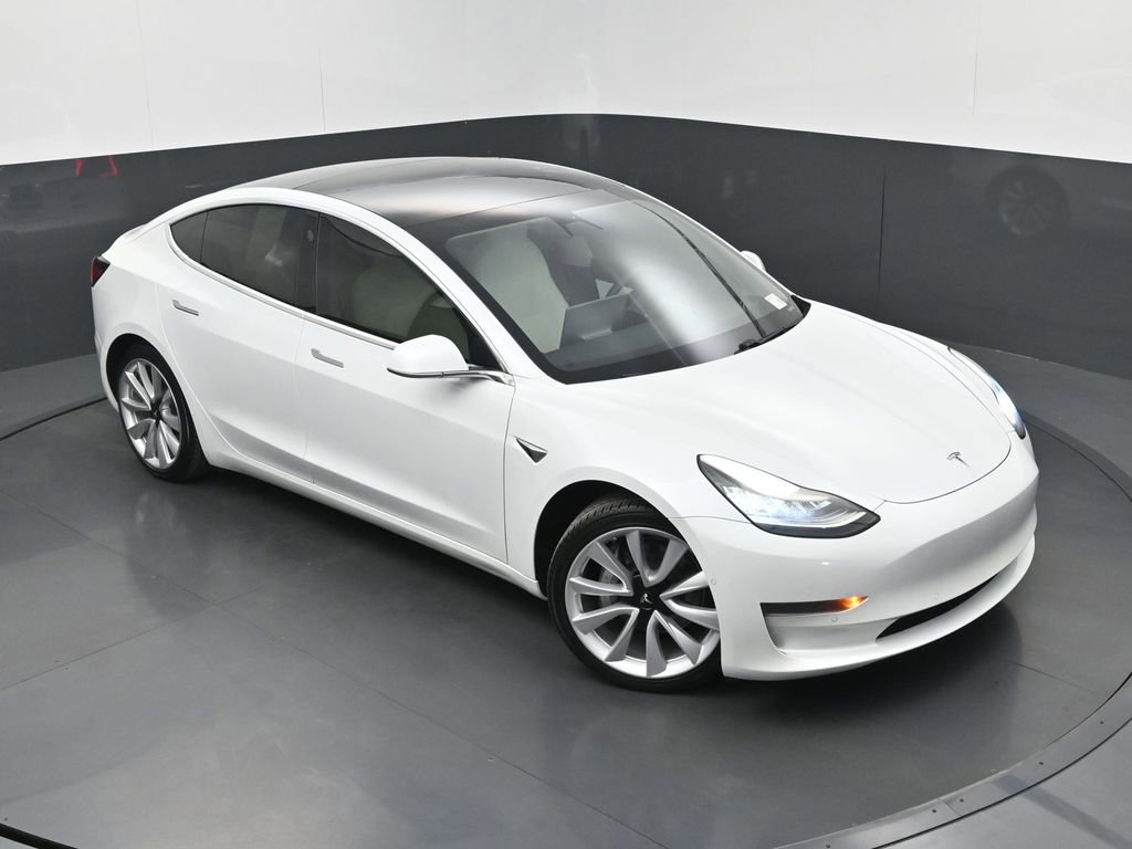 Used 2020 Tesla Model 3 Standard Range Plus image 30