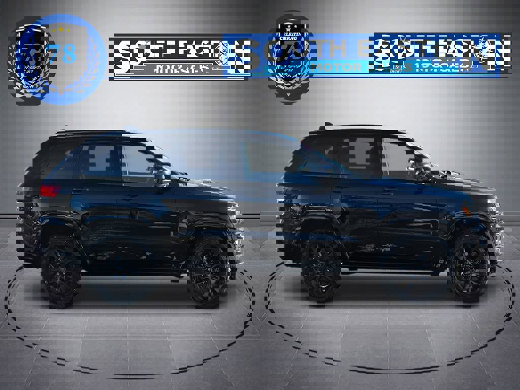 Used 2019 Jeep Grand Cherokee Altitude image 8