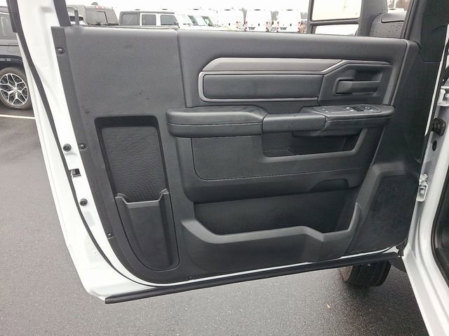 Used 2025 RAM 5500 Tradesman image 11