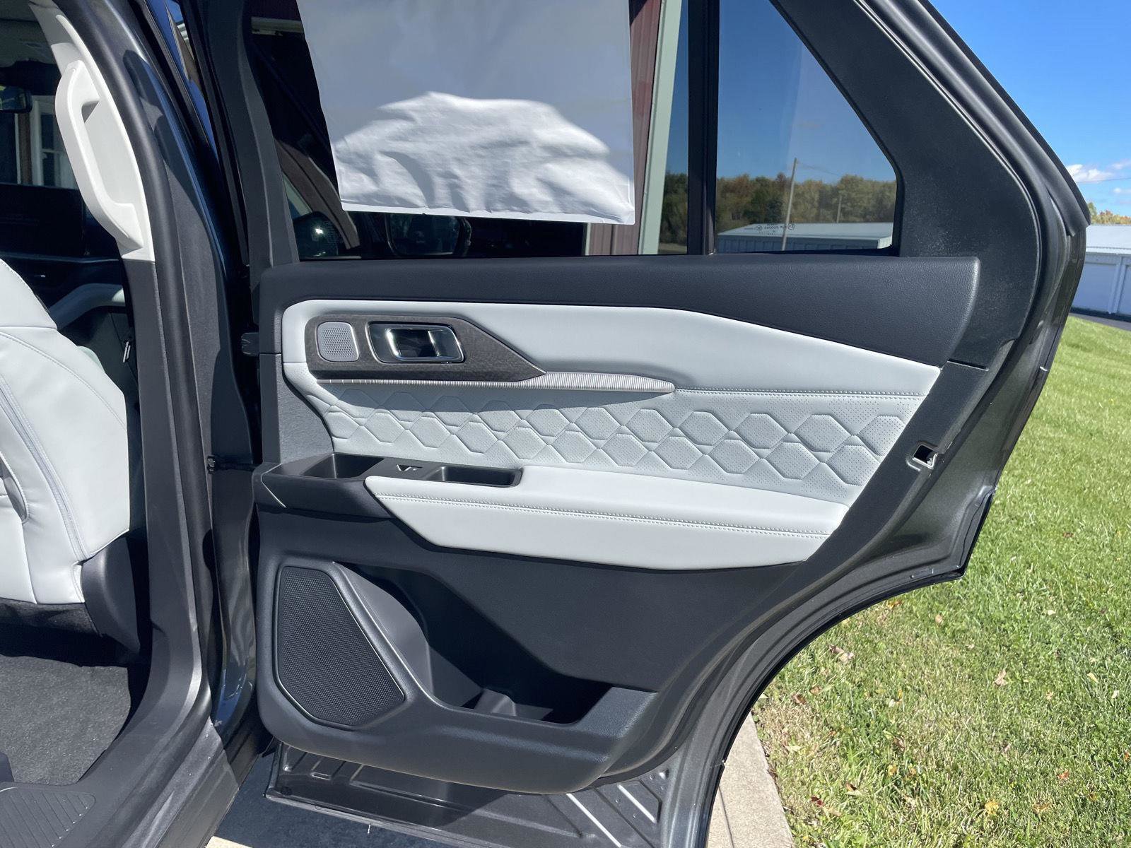 New 2025 Ford Explorer Platinum w/ Ultimate Package image 26