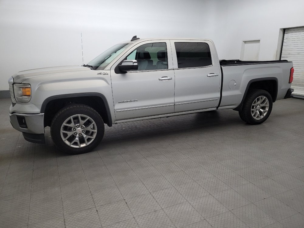 Used 2015 GMC Sierra 1500 SLT w/ SLT Crew Cab Value Package AWD/4WD image 2