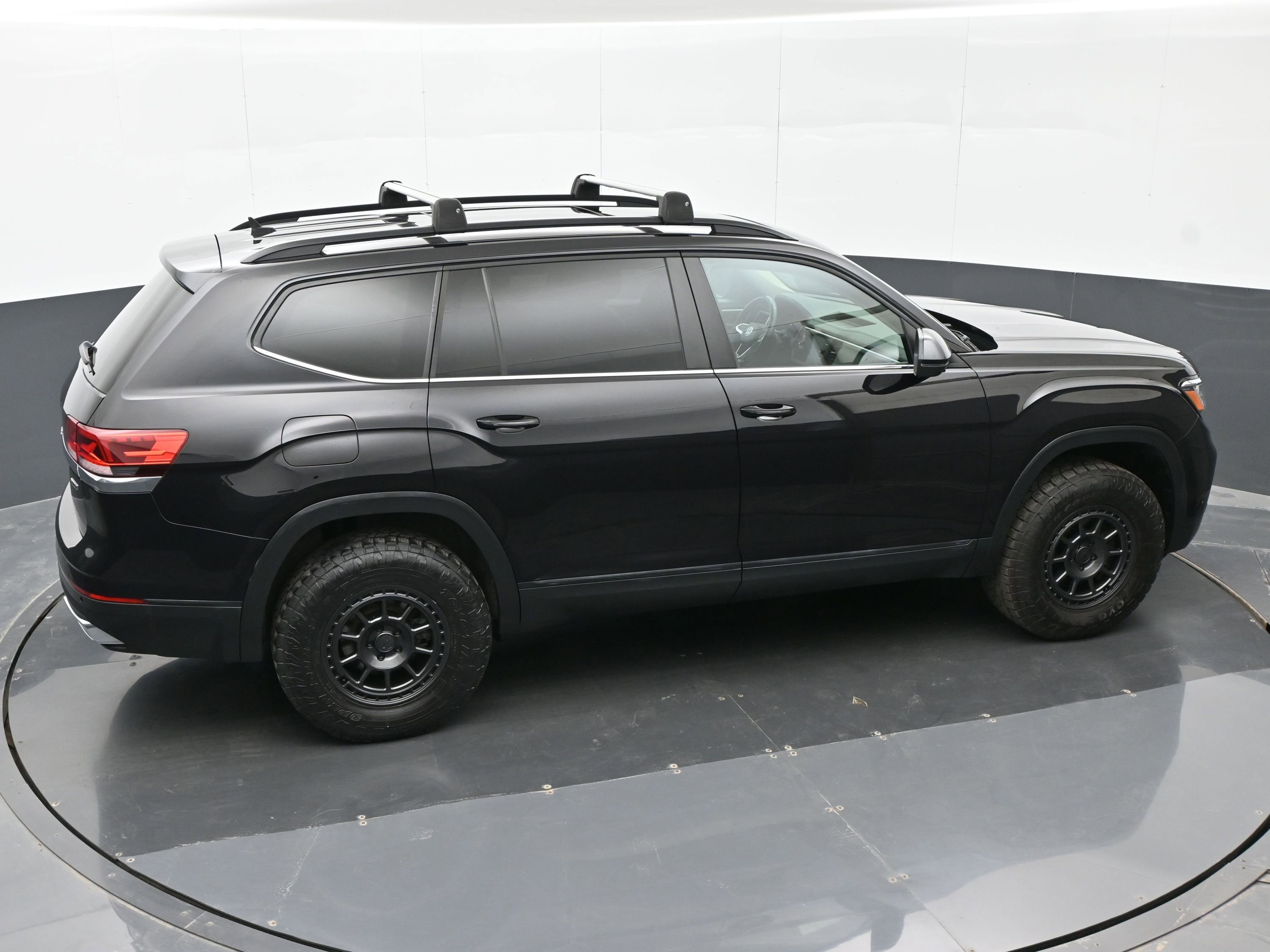 Used 2021 Volkswagen Atlas SE w/ Panoramic Sunroof Package AWD/4WD image 34