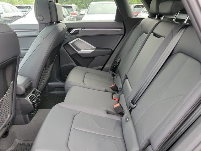 New 2025 Audi Q3 2.0T Premium image 28