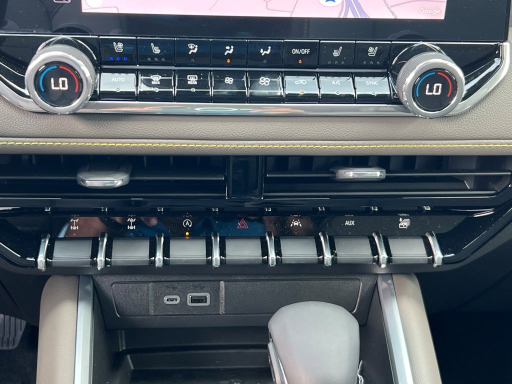 New 2026 Chevrolet Colorado ZR2 w/ Technology Package image 20