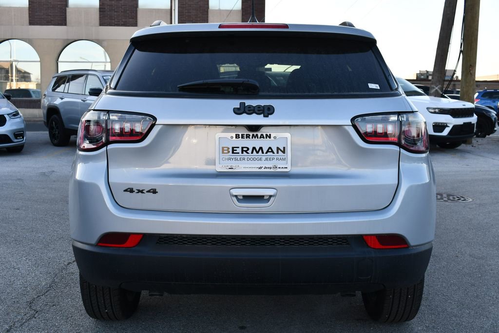 New 2026 Jeep Compass Latitude image 6