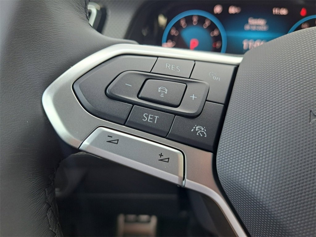 New 2026 Volkswagen Atlas Cross Sport SEL Premium R-Line image 14