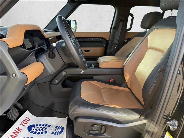 Used 2024 Land Rover Defender 110 X-Dynamic SE image 10