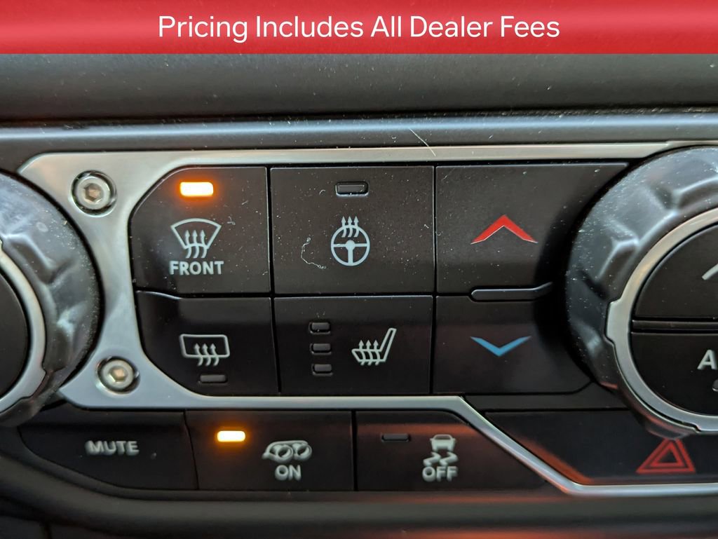 Used 2021 Jeep Wrangler Unlimited Rubicon AWD/4WD image 25