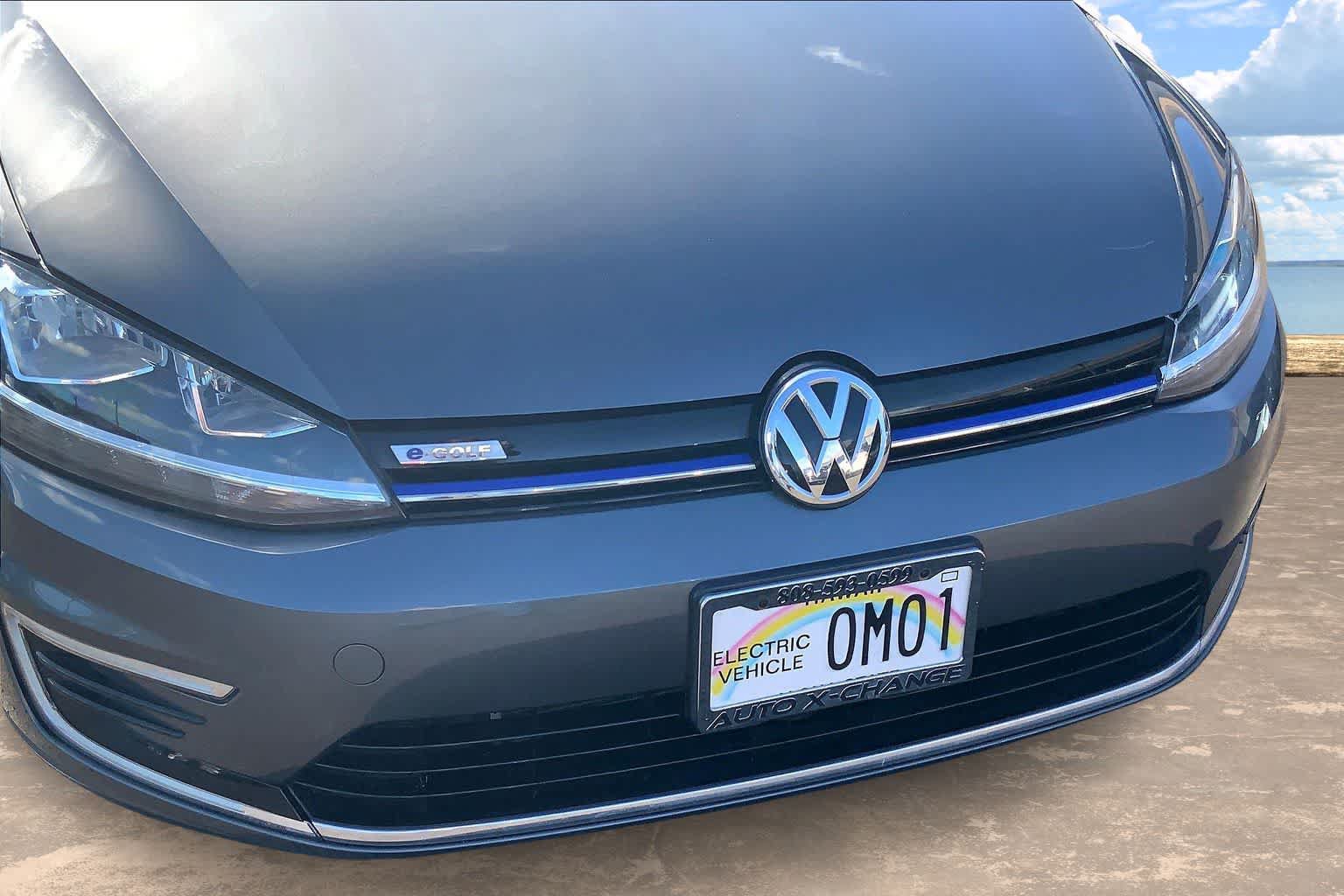 Used 2019 Volkswagen e-Golf SE w/ Driver Assistance Package FWD image 33