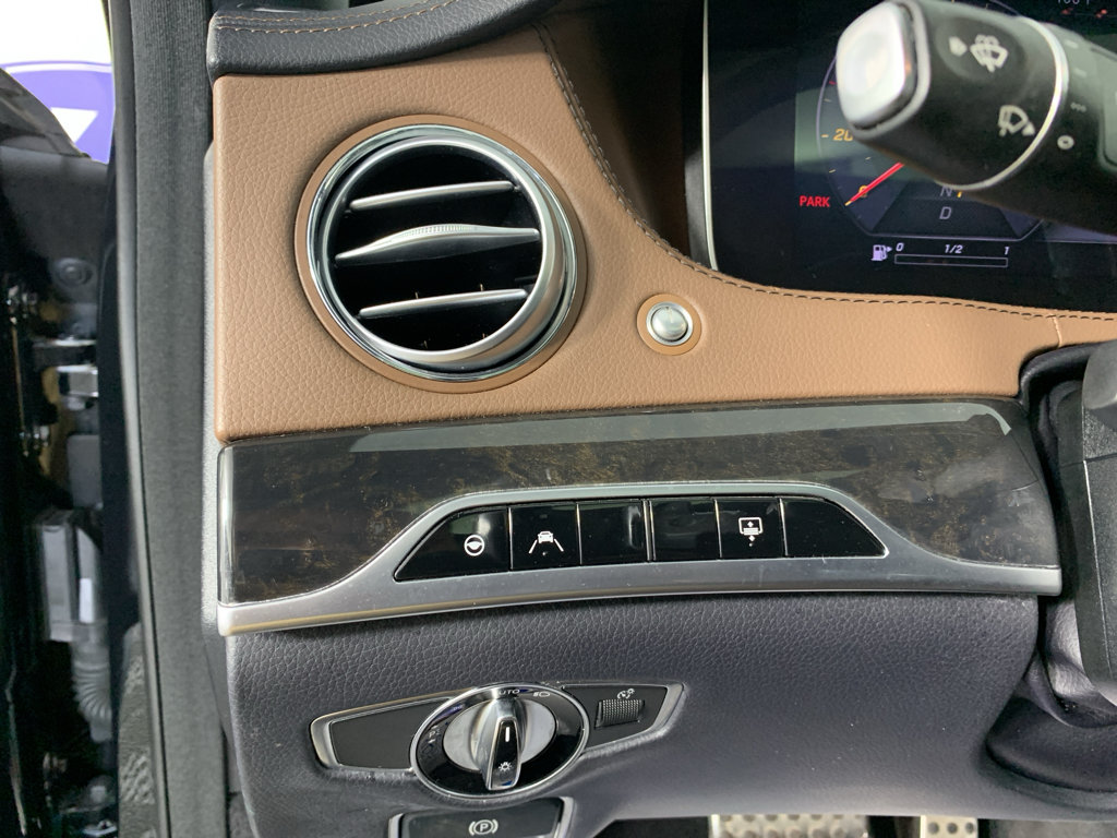 Used 2018 Mercedes-Benz S 450 Sedan image 17