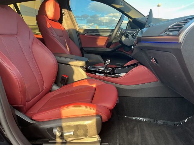 Used 2023 BMW X4 xDrive30i w/ M Sport Package AWD/4WD image 19