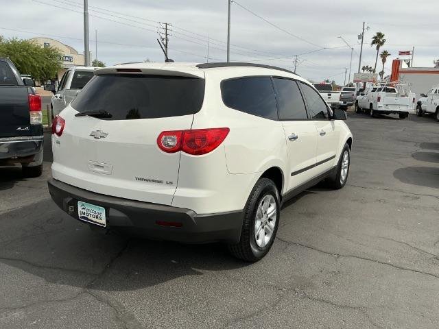 Used 2011 Chevrolet Traverse LS FWD image 6