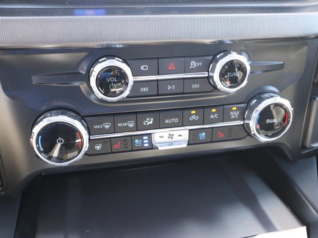 New 2026 Ford F350 Platinum image 22