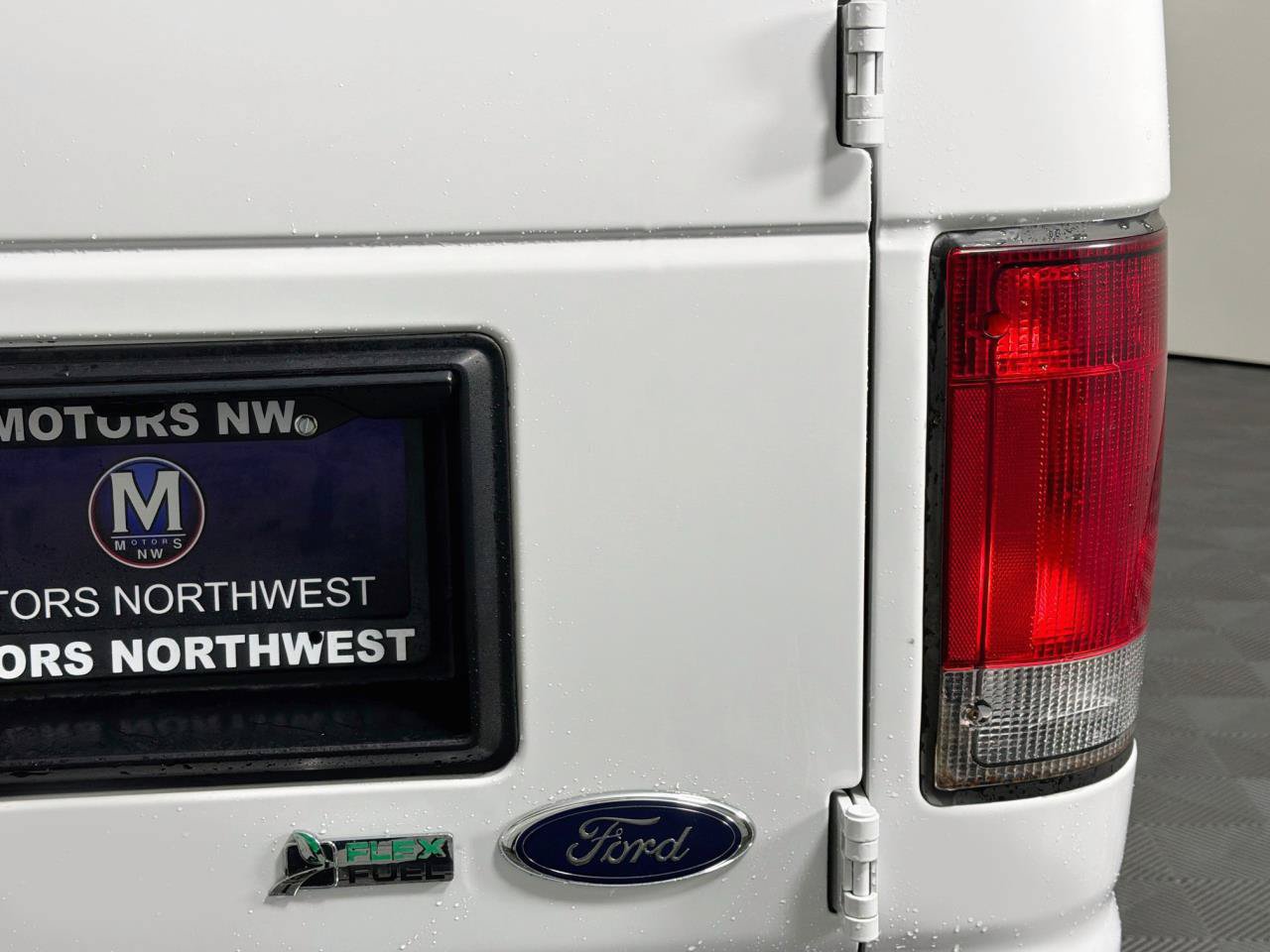 Used 2014 Ford E-350 and Econoline 350 XLT RWD image 22