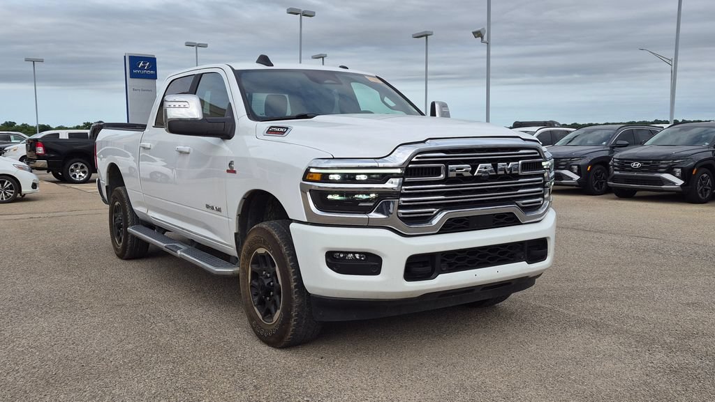 Used 2025 RAM 2500 Laramie AWD/4WD image 1