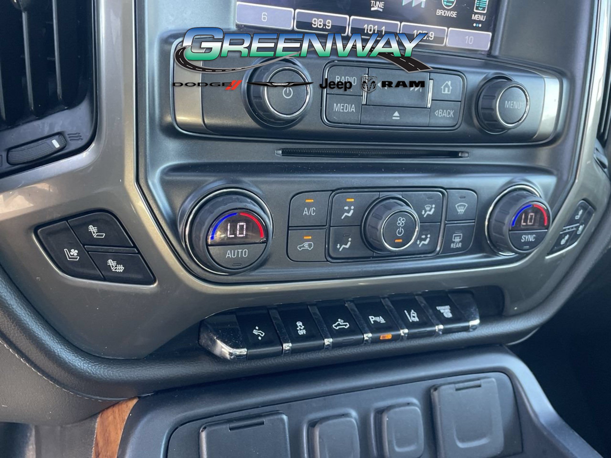 Used 2019 Chevrolet Silverado 2500 High Country w/ Duramax Plus Package AWD/4WD image 24