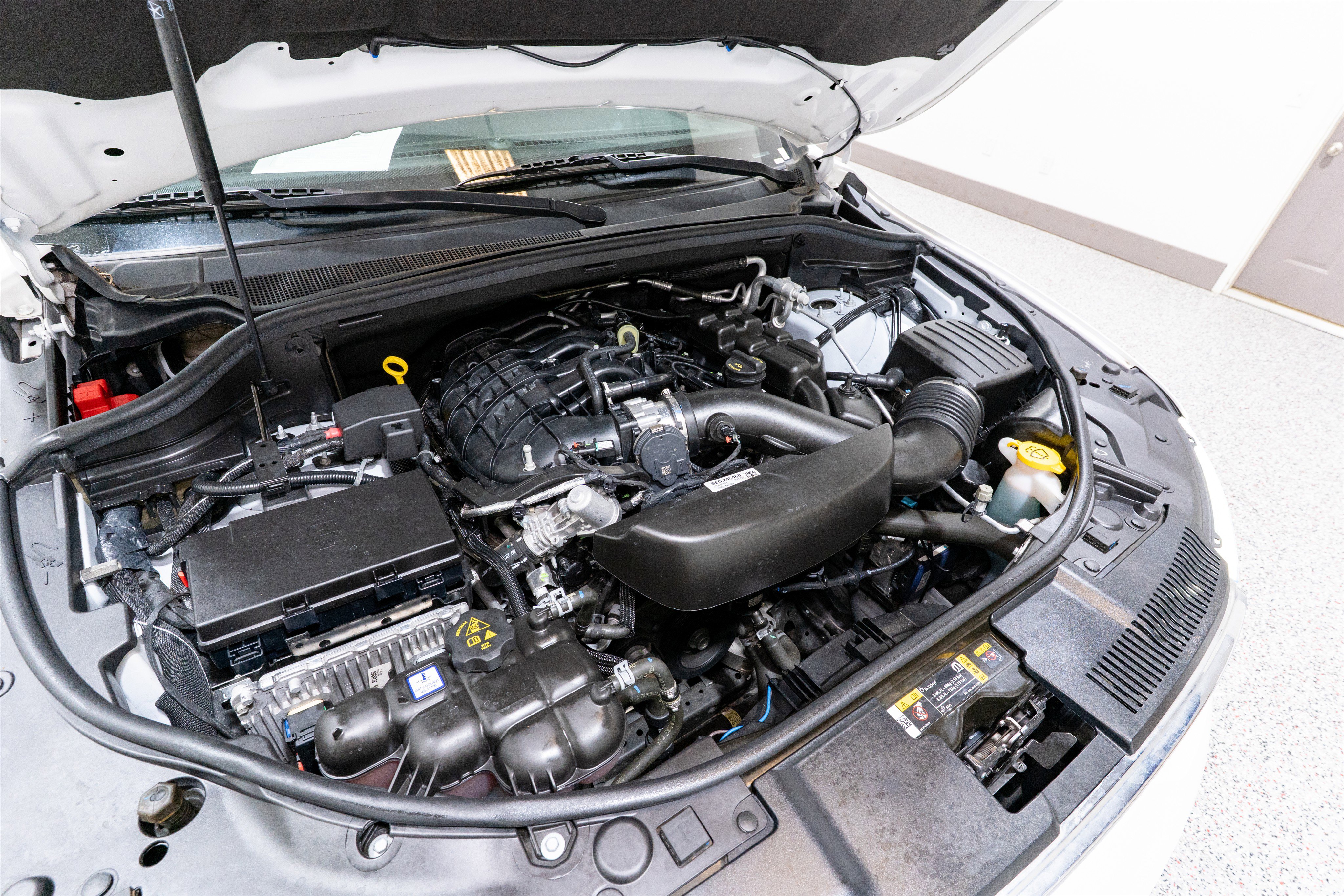 Used 2023 Dodge Durango SXT image 30