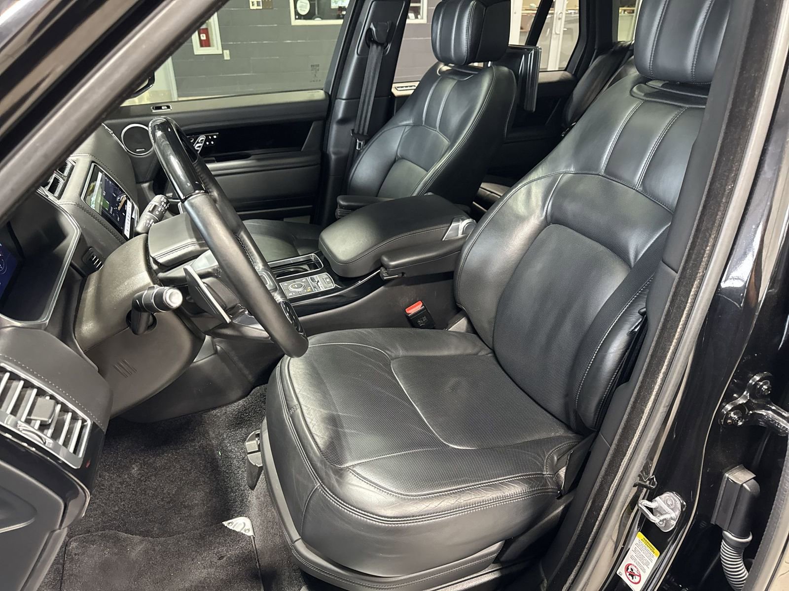 Used 2019 Land Rover Range Rover Autobiography AWD/4WD image 25