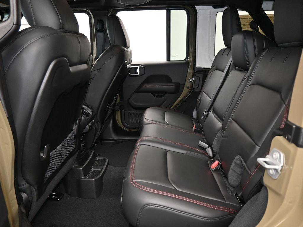 Used 2026 Jeep Wrangler Unlimited Rubicon image 37
