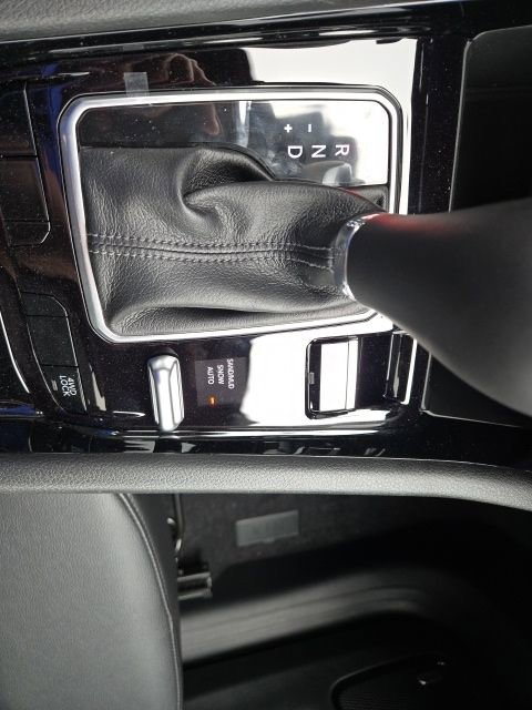 New 2026 Jeep Compass Limited w/ Sun, Sound & Navigation Group image 11