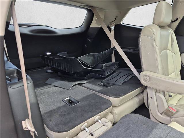 Used 2018 Buick Enclave Premium w/ Experience Buick Package FWD image 22