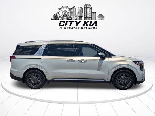Certified 2026 Kia Carnival SX FWD image 3