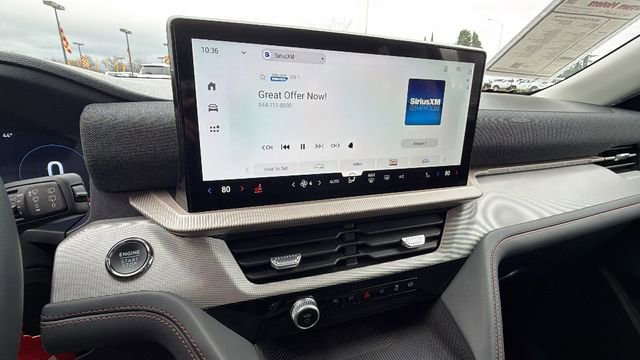 Used 2025 Ford Explorer Active image 26