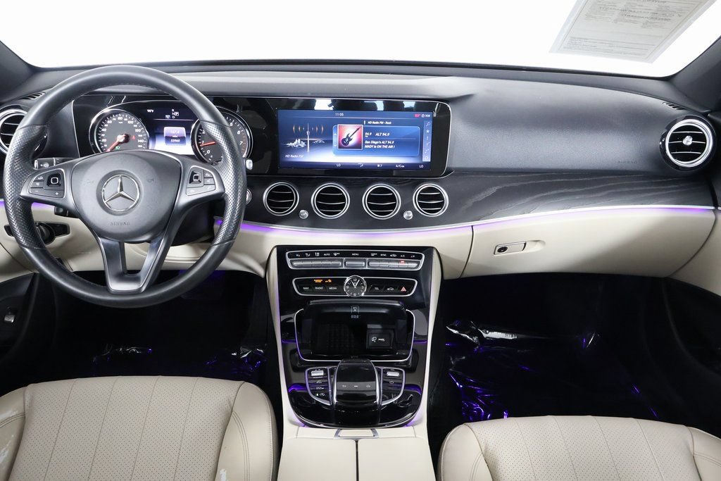 Used 2017 Mercedes-Benz E 300 image 8