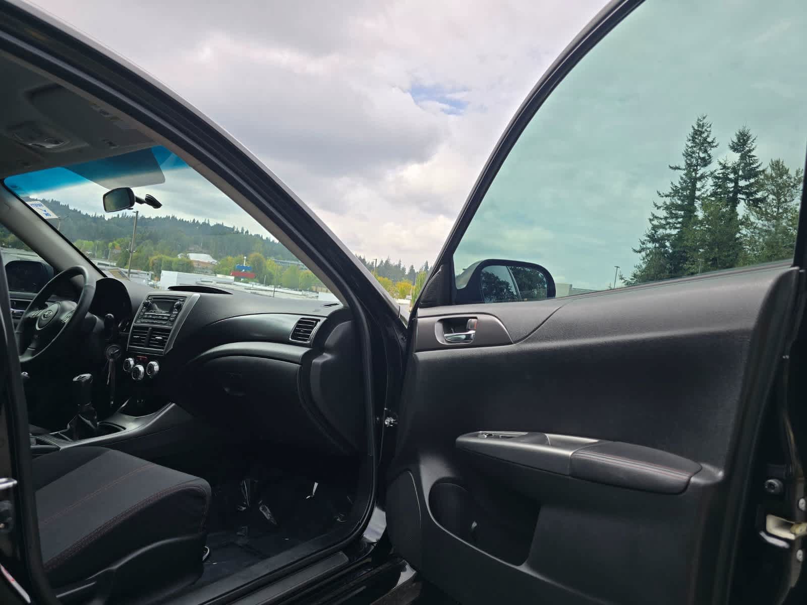 Used 2014 Subaru Impreza WRX Hatchback AWD/4WD image 27