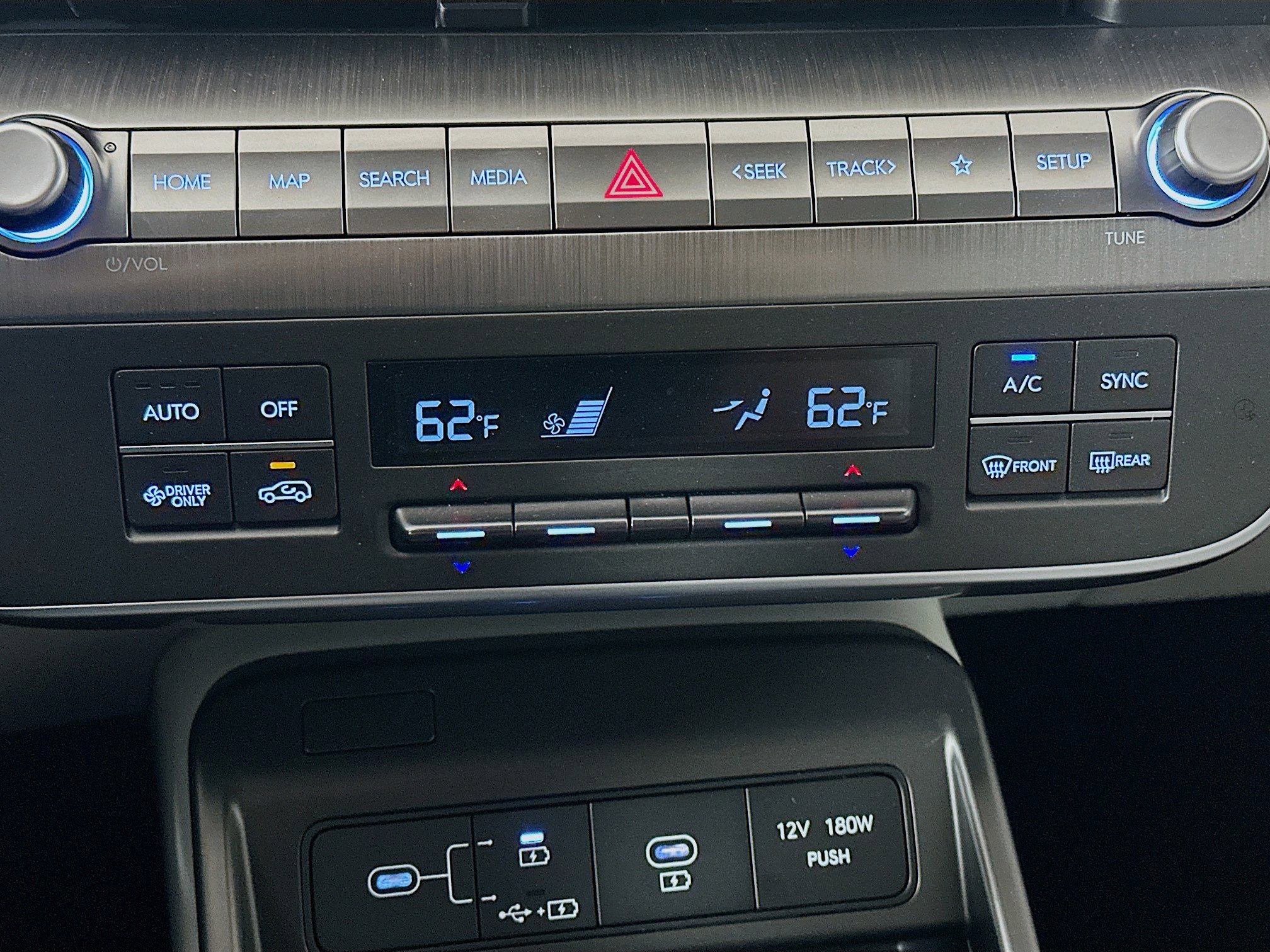 Used 2024 Hyundai Kona SEL image 24