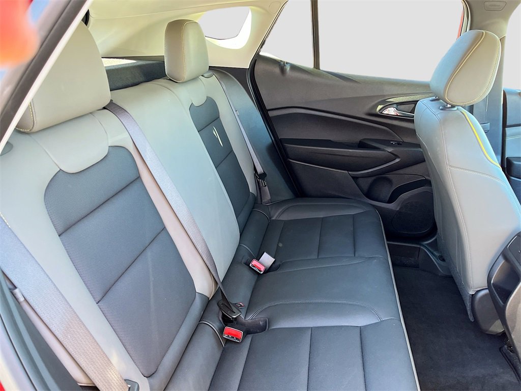 Used 2024 Chevrolet Trax ACTIV w/ Driver Confidence Package image 25