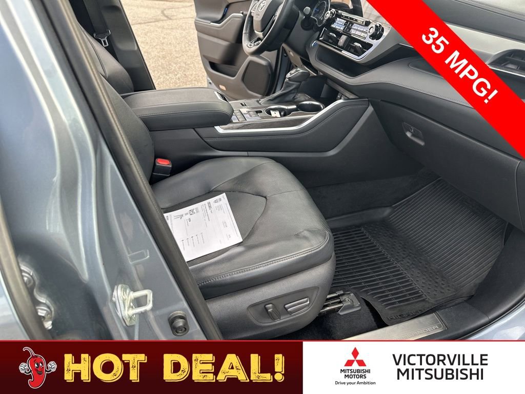 Used 2021 Toyota Highlander Platinum FWD image 27