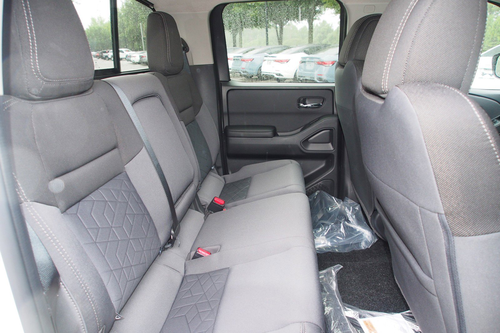 Used 2026 Nissan Frontier SV RWD image 13