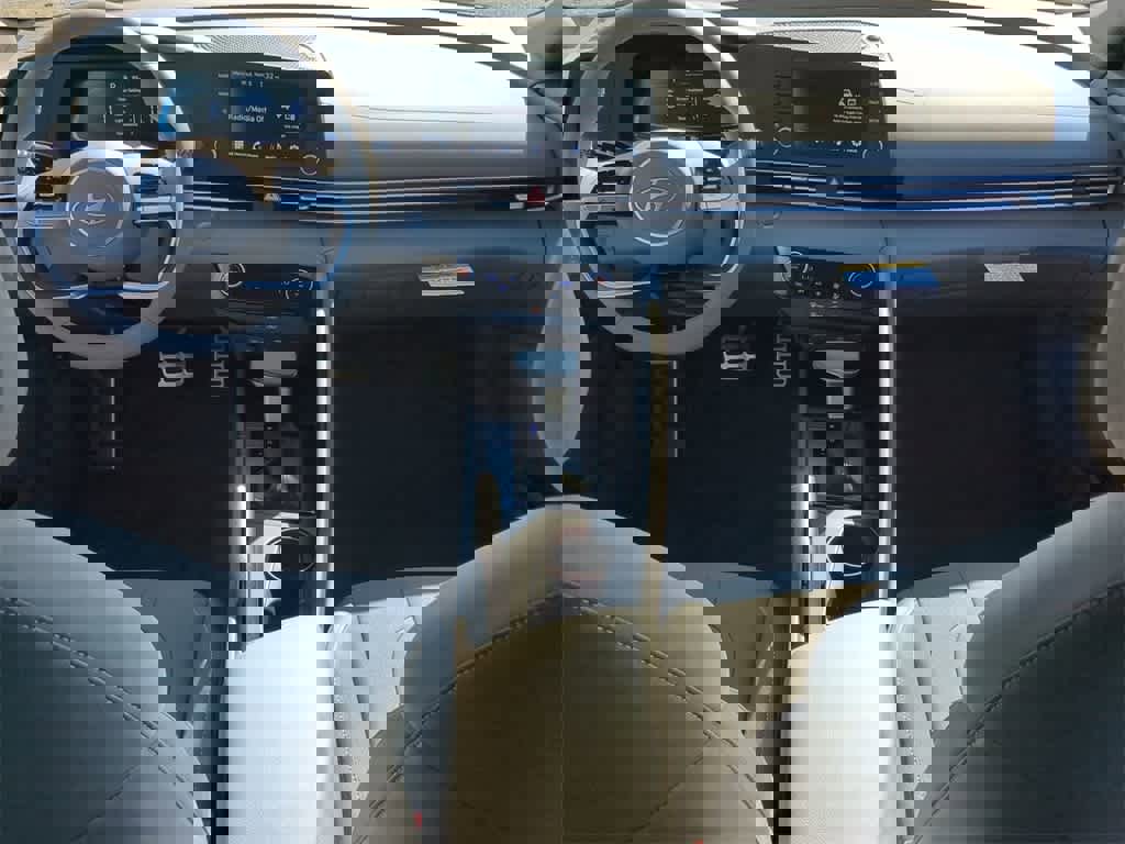 New 2026 Hyundai Elantra Sport image 16