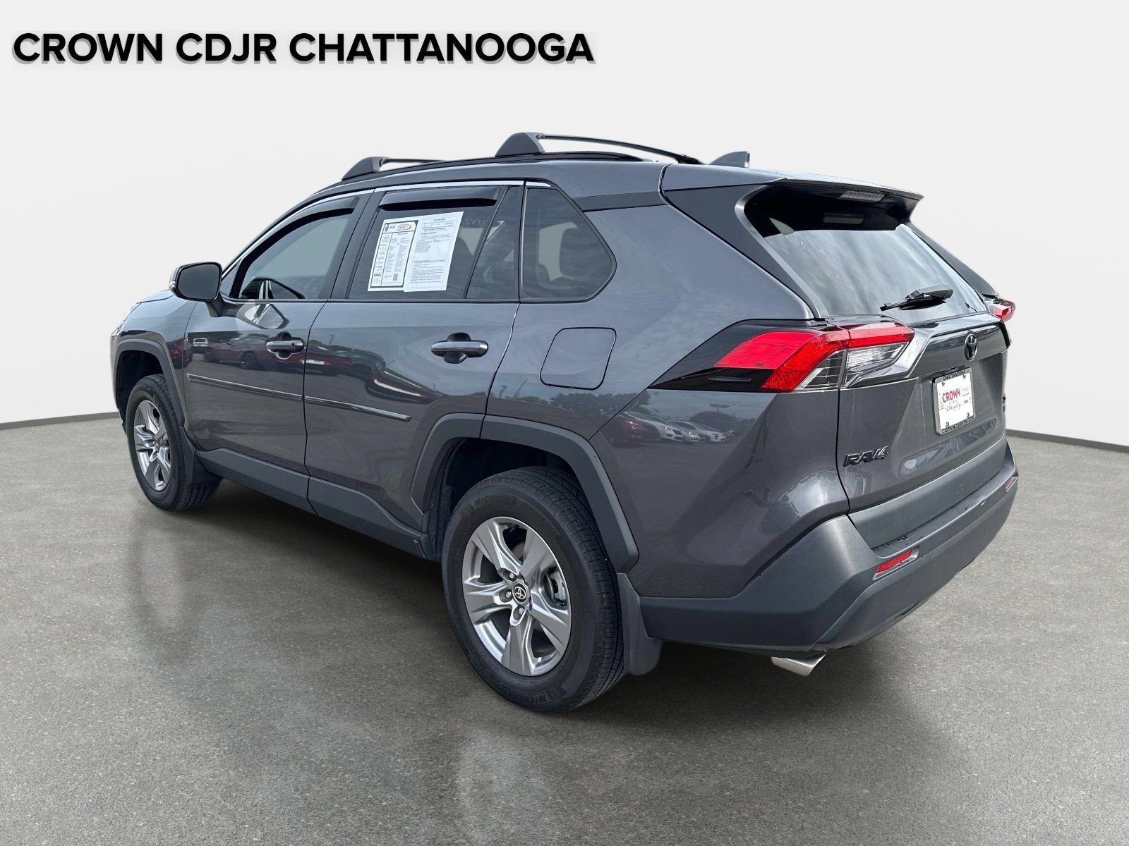 Used 2024 Toyota RAV4 XLE AWD/4WD image 7