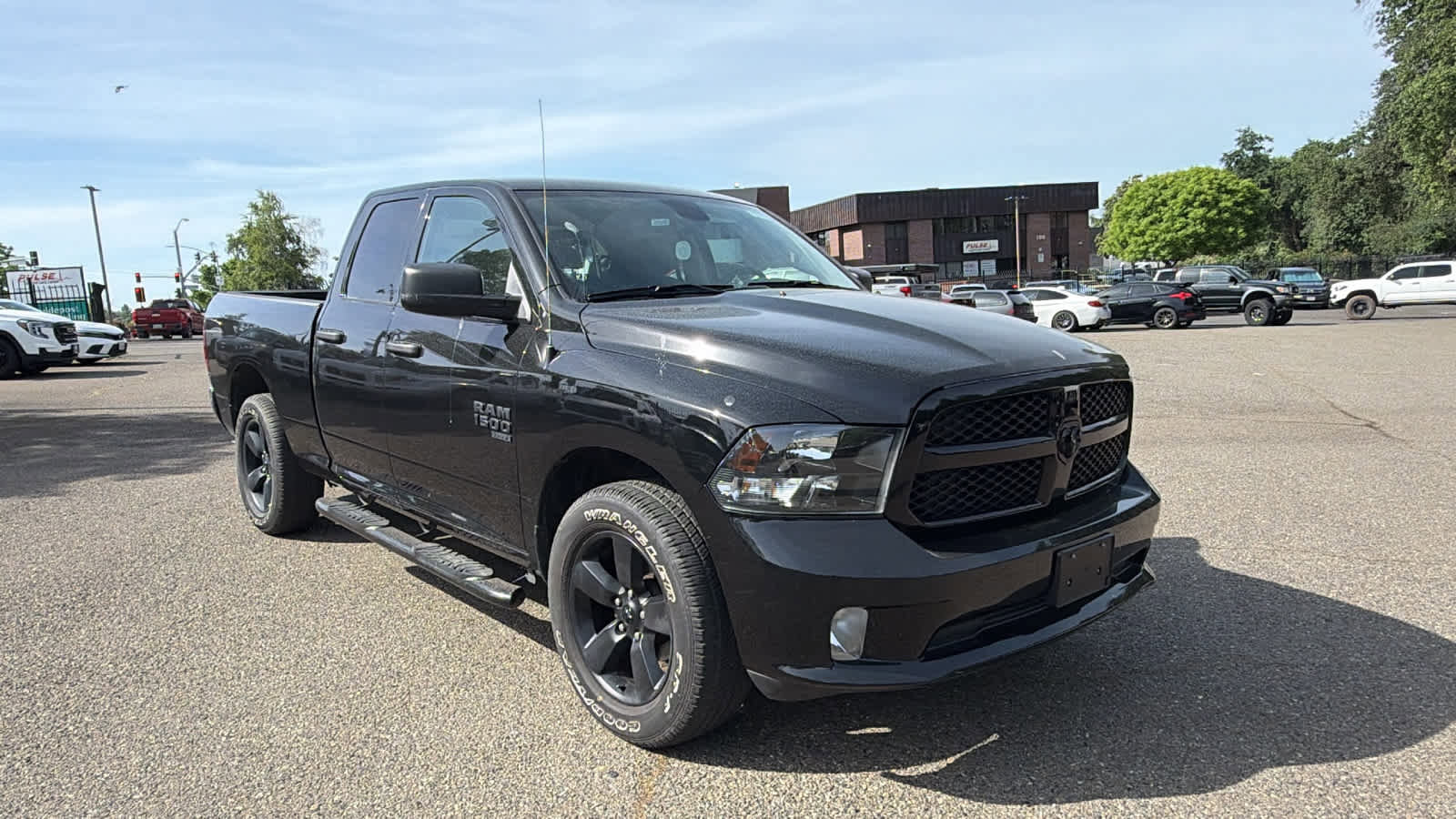 Used 2022 RAM 1500 Tradesman w/ Electronics Convenience Group RWD image 3