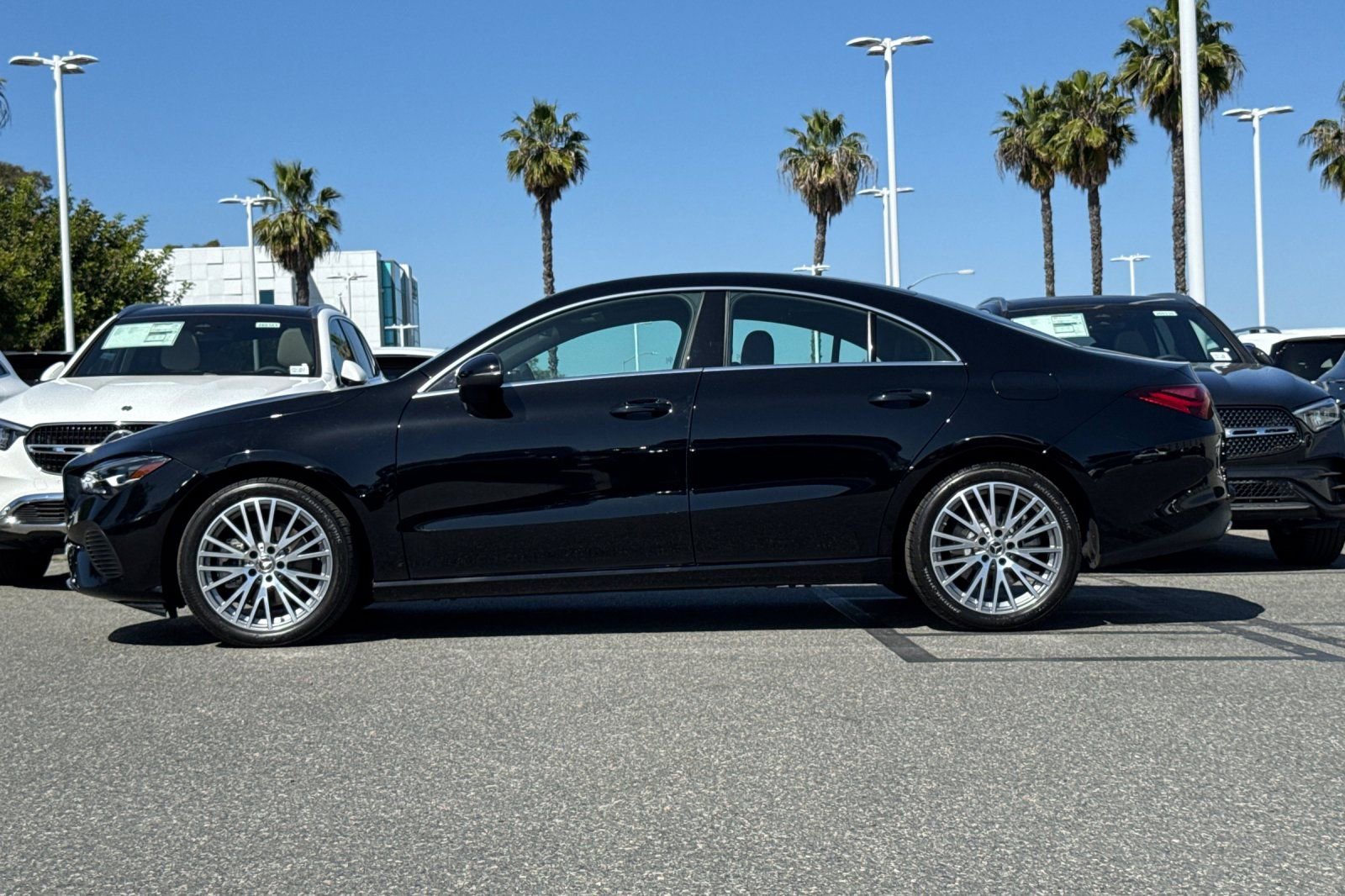 Certified 2025 Mercedes-Benz CLA 250 4MATIC image 7